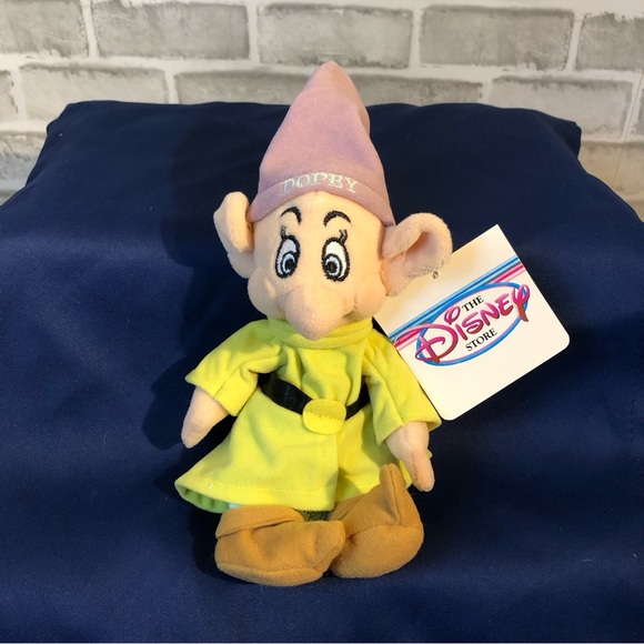 Disney Seven Dwarfs Mini Bean Bag Set - Picture 4 of 11